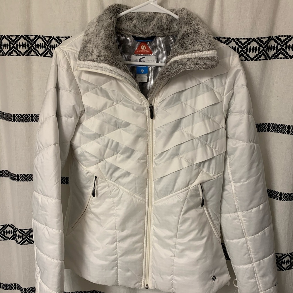 Women’s Columbia jacket